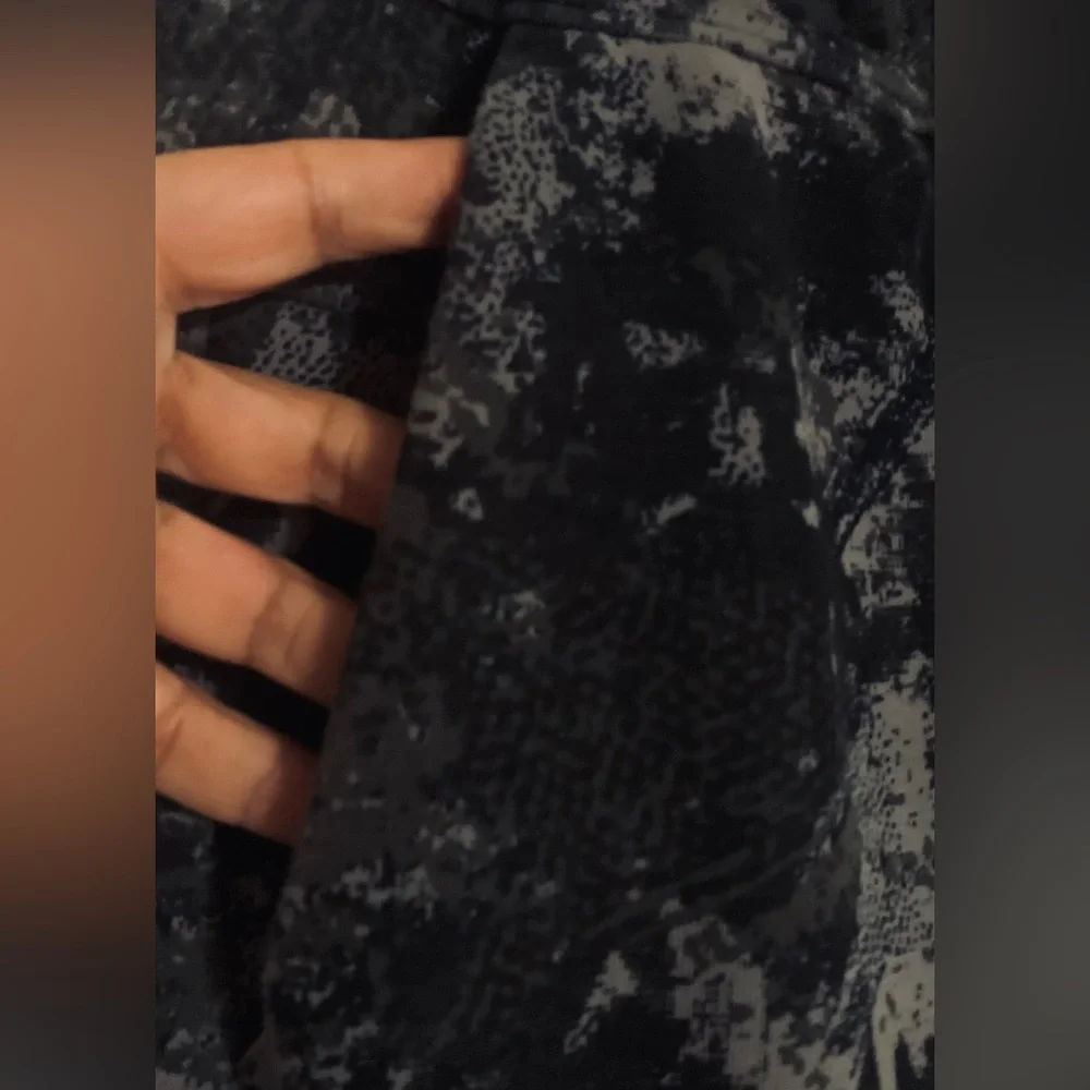 Nike Men’s Black and Gray Patterned Joggers, Medium, NWOT - Picture 8 of 16